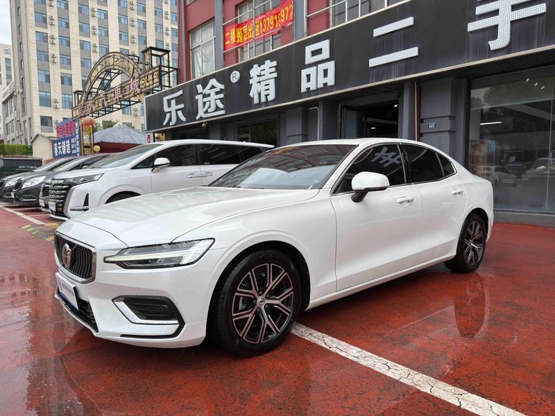 Volvo S60, 2024 — купить в Перми под ключ