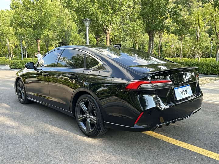 Honda Inspire, 2024 — фото 5 из 9