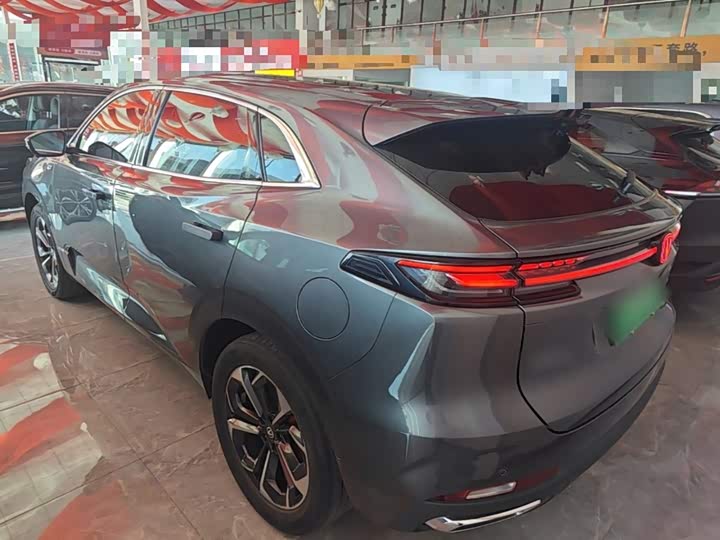Changan UNI-K Hybrid, 2023 — фото 5 из 9
