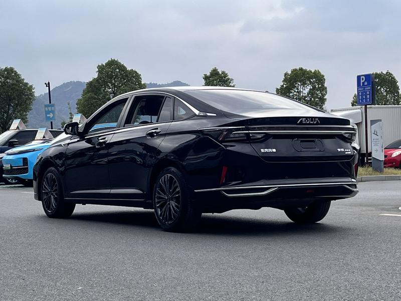 Dongfeng Aeolus Yixuan Max, 2022 — фото 5 из 12