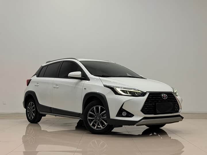 Toyota Yaris L Hatchback, 2022 — купить в Твери под ключ