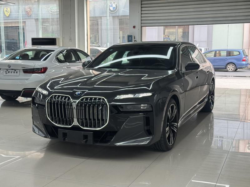 BMW i7, 2025 — купить в Санкт-Петербурге под ключ