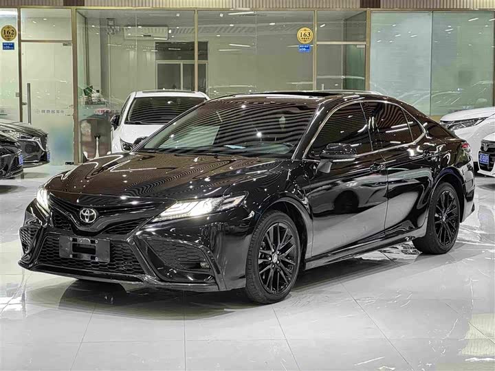 Toyota Camry, 2022 — купить в Перми под ключ