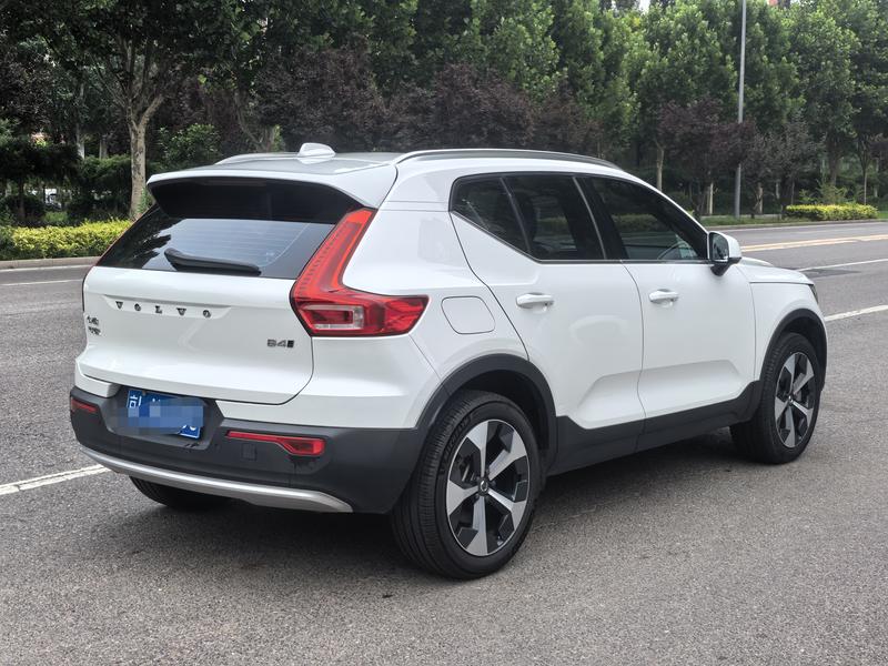 Volvo XC40, 2022 — фото 6 из 12