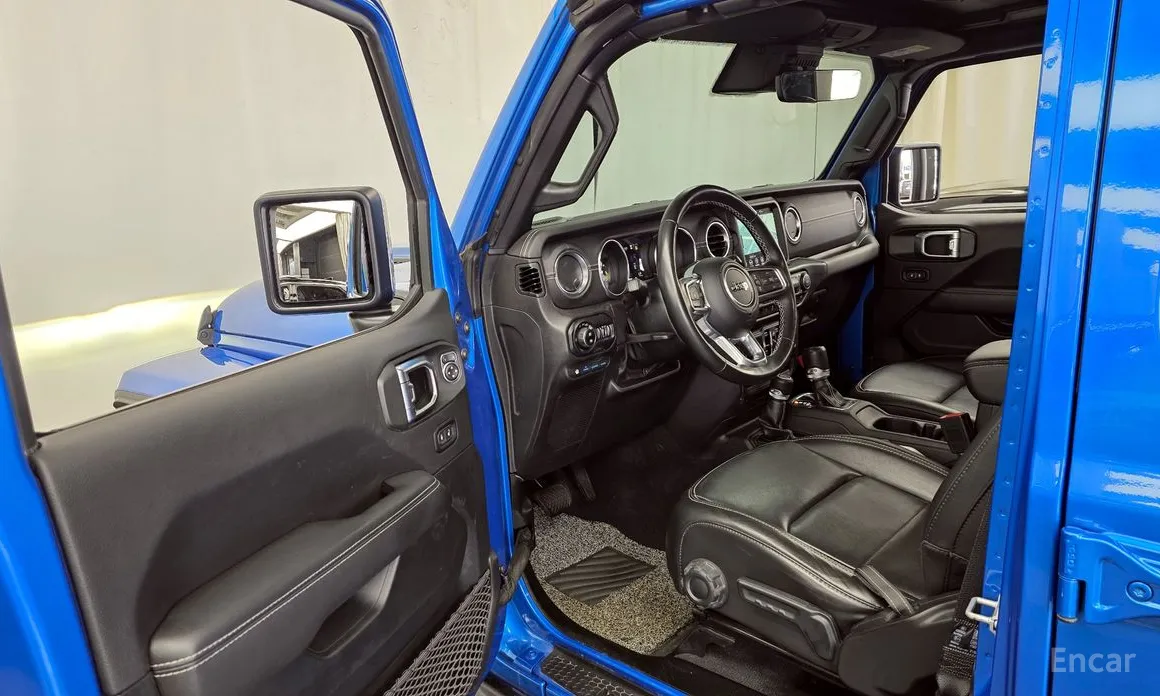 Jeep Wrangler, 2022 — фото 10 из 12