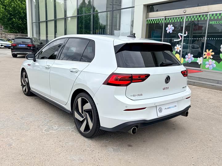 Volkswagen Golf GTI, 2022 — фото 8 из 9