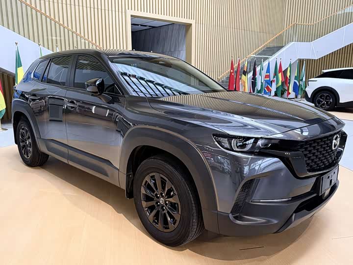 Mazda CX-50, 2023 — фото 3 из 9