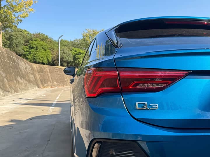 Audi Q3 Sportback, 2022 — фото 12 из 12