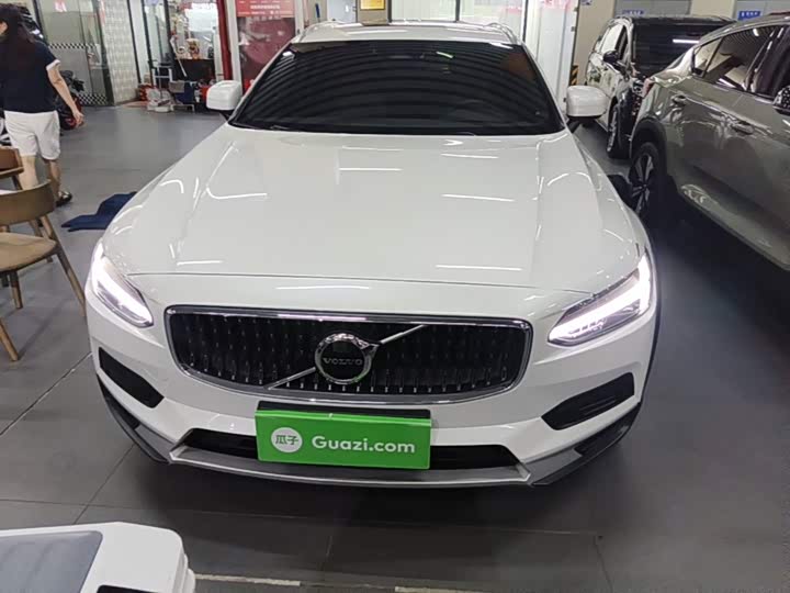 Volvo V90, 2022 — фото 3 из 9