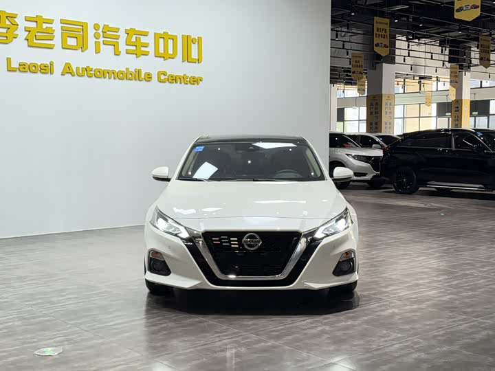 Nissan Teana, 2022 — фото 2 из 9