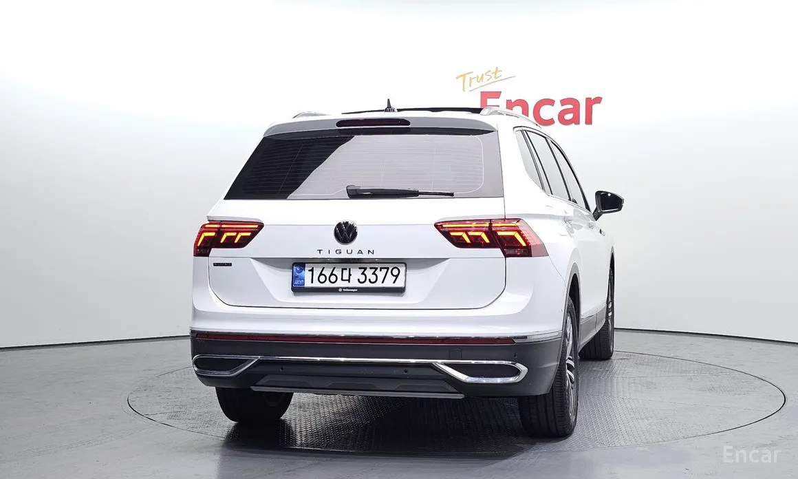 Volkswagen Tiguan, 2023 — фото 4 из 12