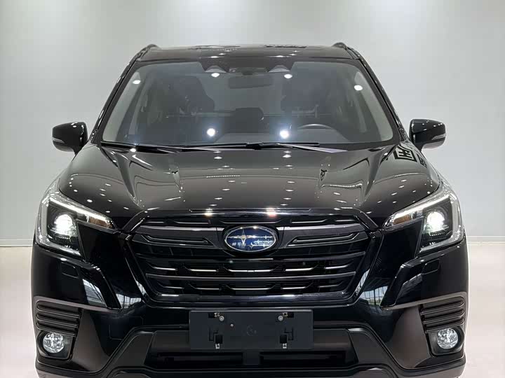 Subaru Forester, 2023 — фото 2 из 9