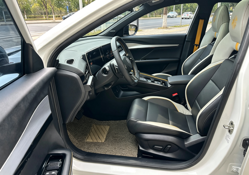 MG Motor 5 Scorpio, 2022 — фото 8 из 10