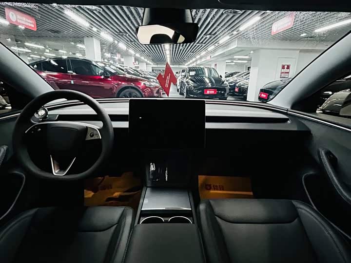 Tesla Model 3, 2026 — фото 9 из 9