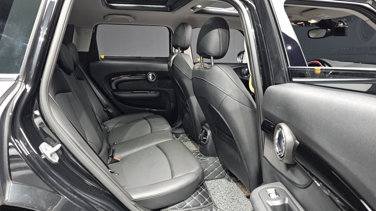 Mini Clubman, 2022 — фото 11 из 12