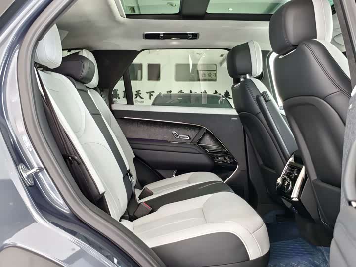 Land Rover Range Rover Sport, 2022 — фото 7 из 9