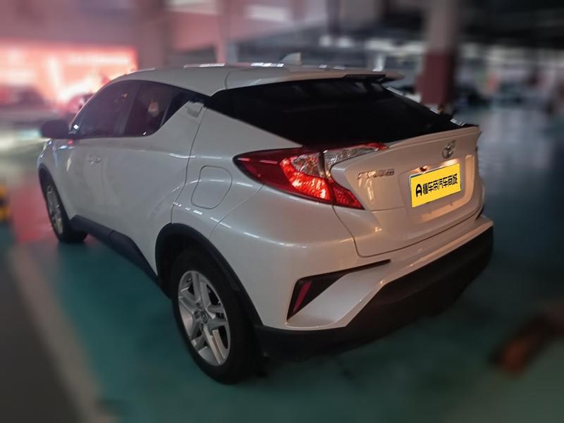 Toyota C-HR, 2022 — фото 4 из 12