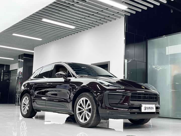 Porsche Macan, 2022 — фото 3 из 9