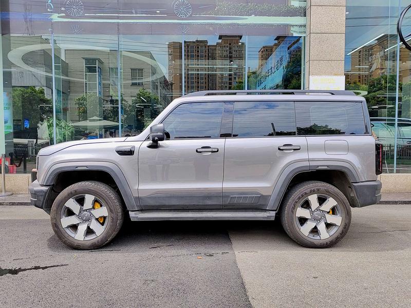 BAIC Beijing BJ40 Hybrid, 2025 — фото 3 из 8