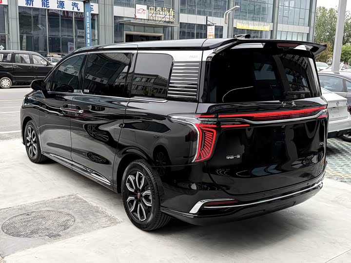 Hongqi HQ9, 2022 — фото 6 из 9