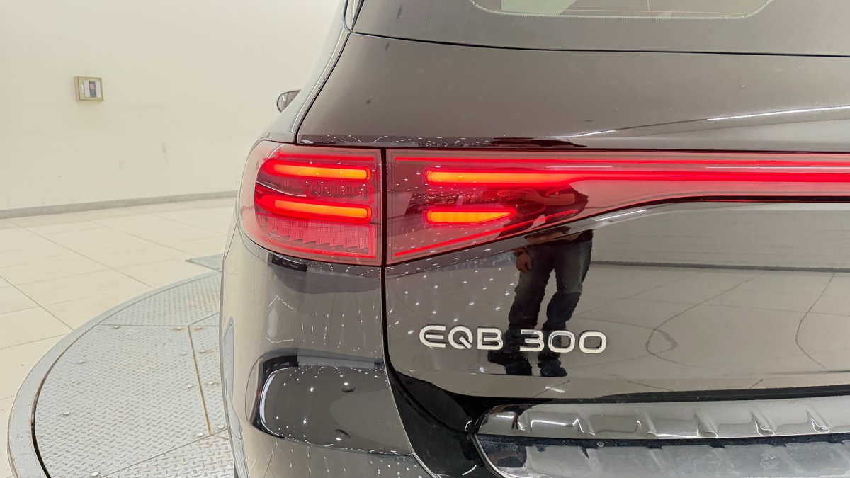 Mercedes-Benz EQB, 2025 — фото 10 из 12