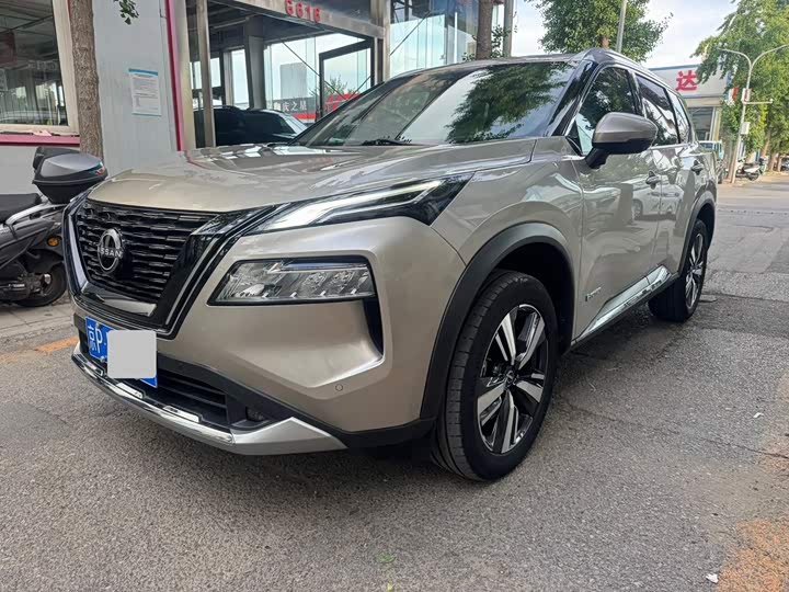 Nissan X-Trail, 2023 — фото 2 из 9