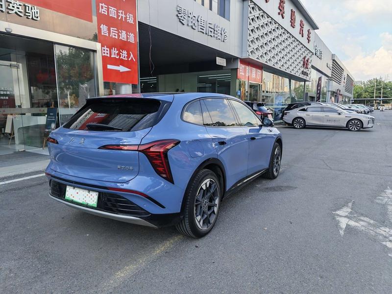Hongqi EHS5 (Tiangong 06), 2025 — фото 4 из 11