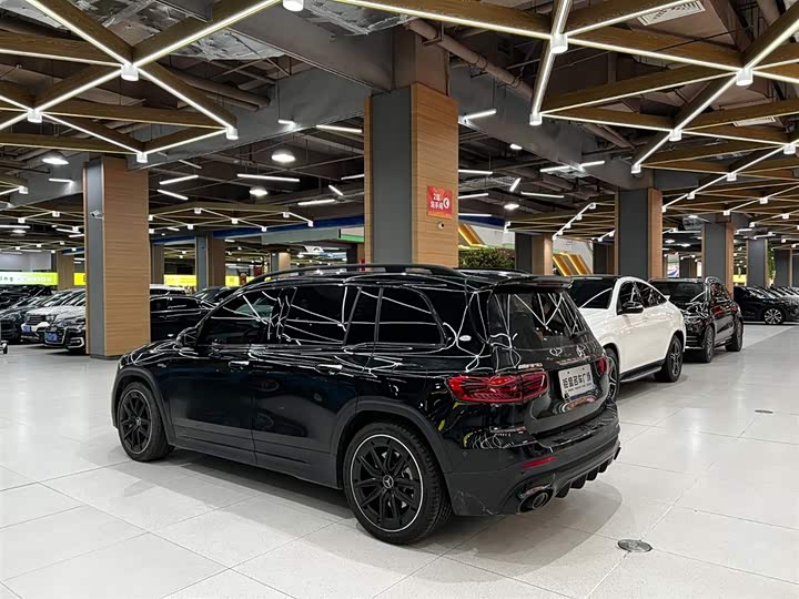 Mercedes-Benz GLB-Class AMG, 2024 — фото 4 из 9