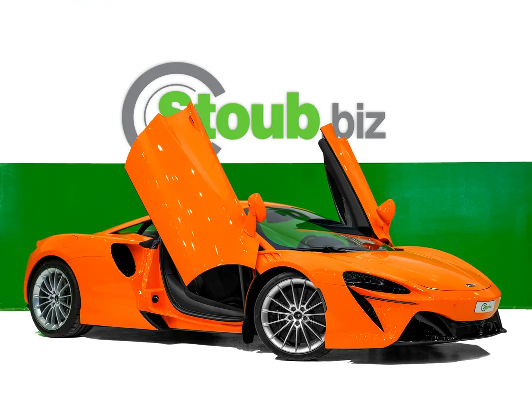 McLaren Artura, 2025 — фото 3 из 10