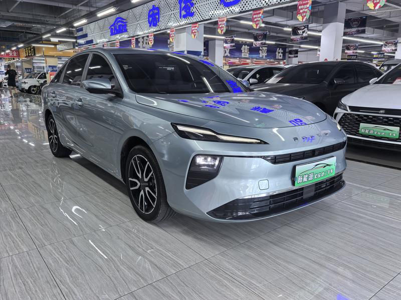 Roewe D6, 2025 — фото 3 из 10