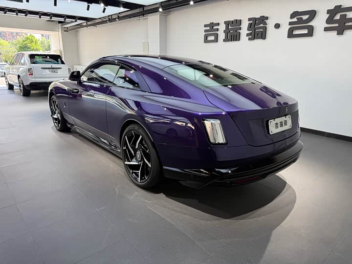 Rolls-Royce Spectre, 2024 — фото 4 из 9