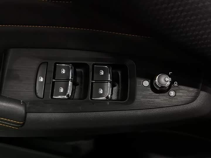 Dongfeng Aeolus Yixuan Max, 2023 — фото 9 из 9