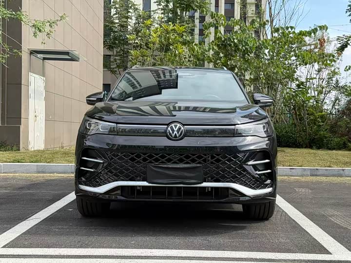 Volkswagen Tiguan L Pro, 2025 — фото 2 из 9