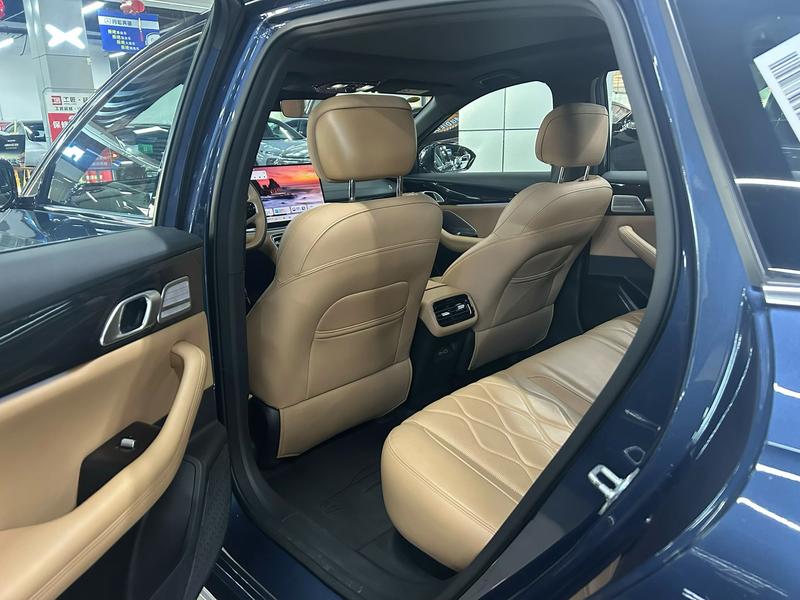 Geely Galaxy A7, 2025 — фото 11 из 12