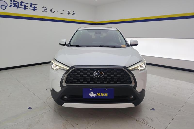 Toyota Corolla Cross, 2022 — фото 2 из 12