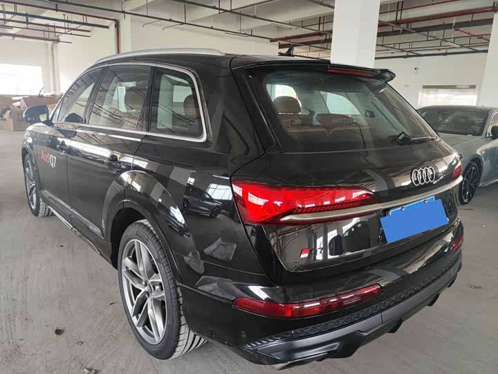 Audi Q7, 2025 — фото 4 из 9