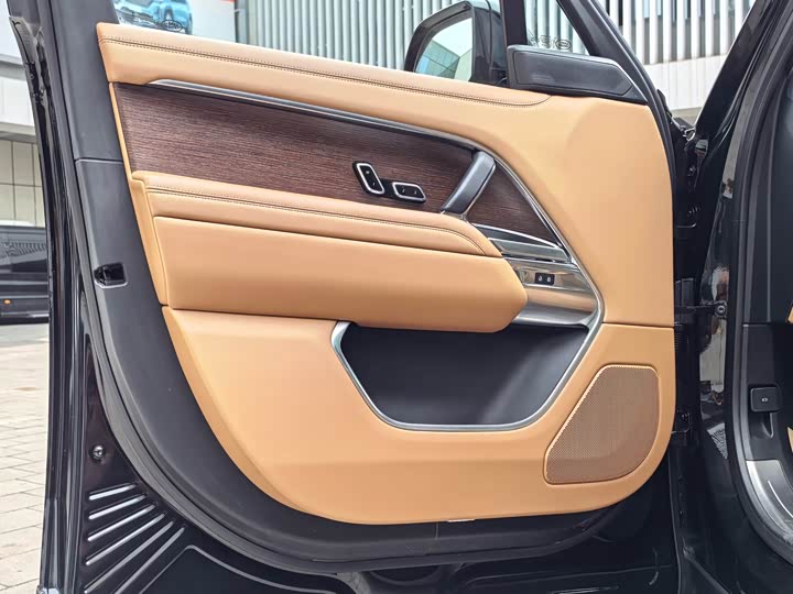 Land Rover Range Rover, 2022 — фото 4 из 9