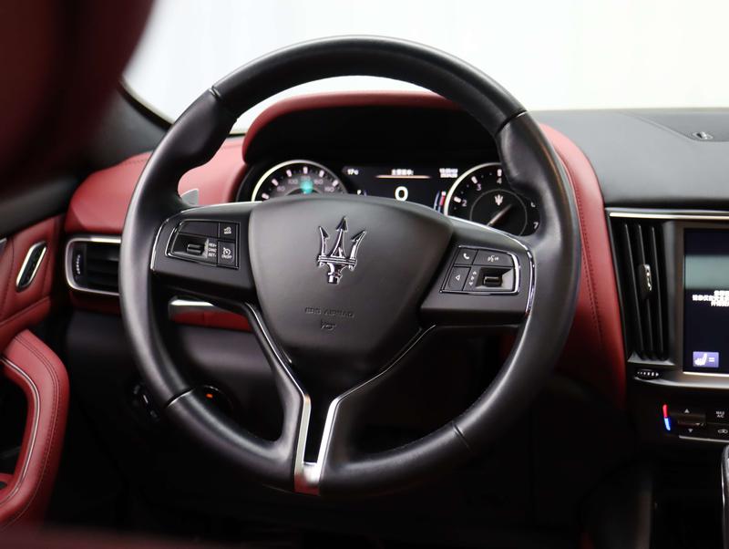 Maserati Levante, 2024 — фото 9 из 12