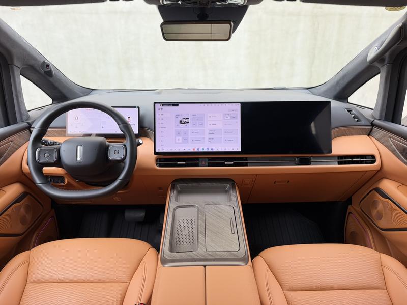 Wey 80 Hybrid, 2025 — фото 10 из 12