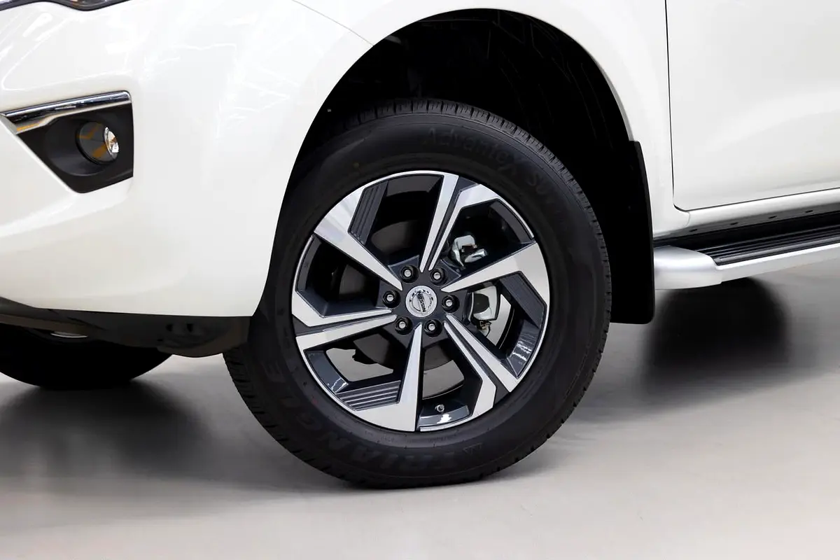 Nissan Xterra, 2025 — фото 6 из 10