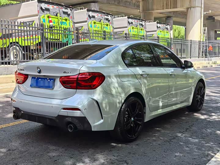 BMW 1 Series, 2022 — фото 4 из 9