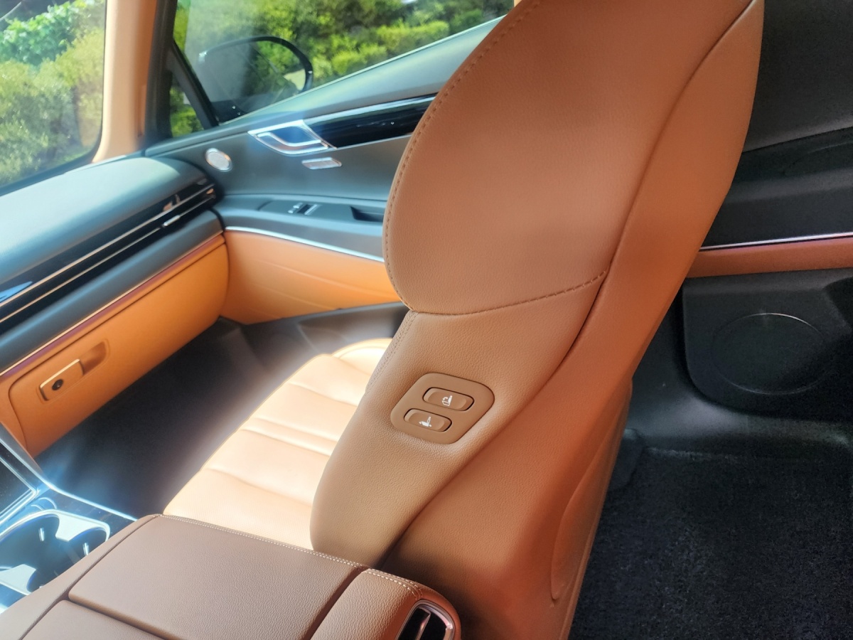 Genesis GV80, 2025 — фото 6 из 12