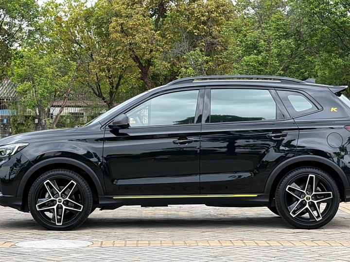 Roewe RX5, 2021 — фото 7 из 9