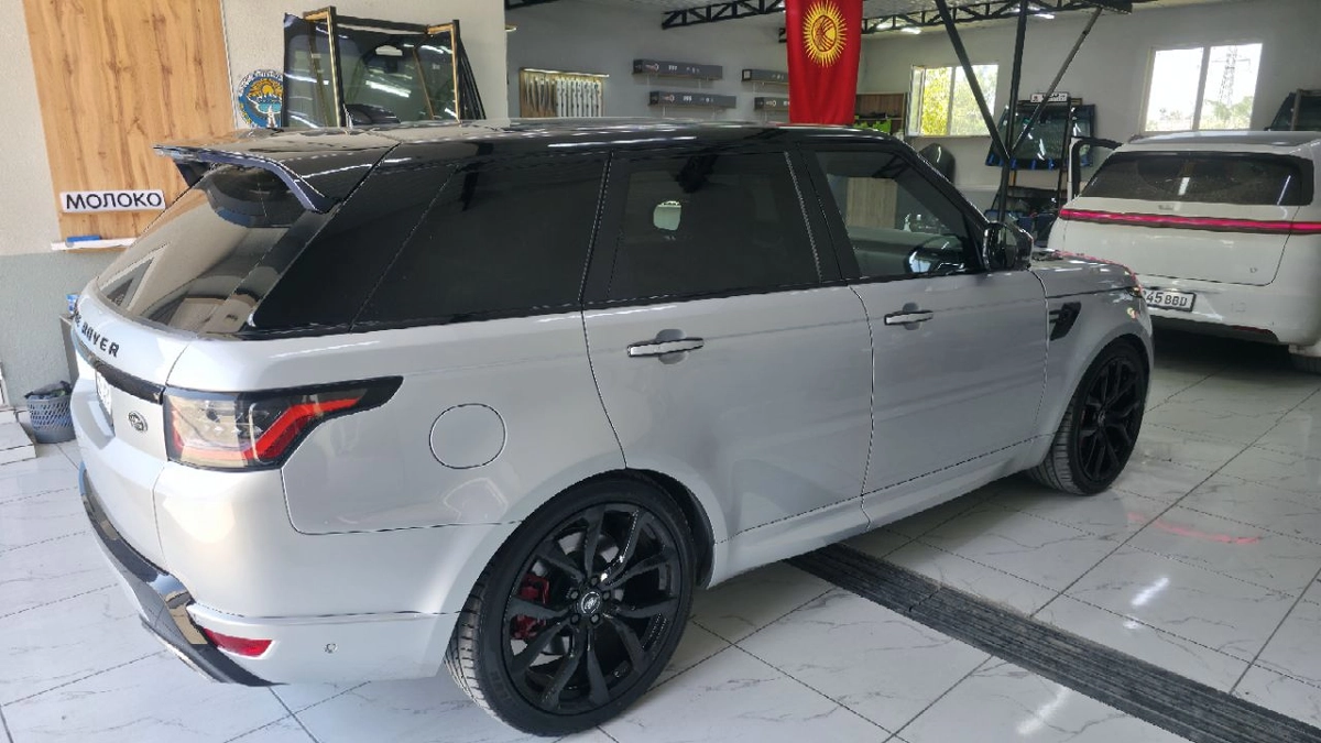 Land Rover Range Rover Sport, 2021 — фото 3 из 12