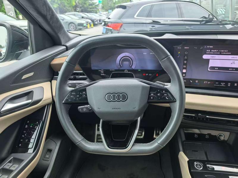 Audi Q6L e-tron, 2025 — фото 8 из 11