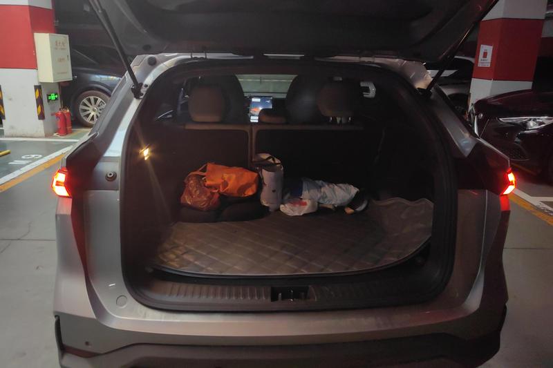 Geely Galaxy L7, 2025 — фото 10 из 11