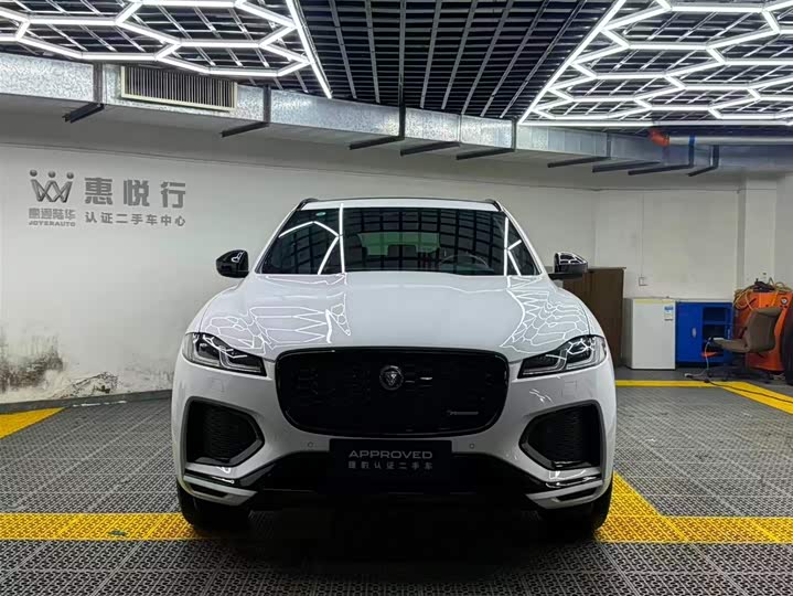 Jaguar F-Pace, 2023 — фото 2 из 9