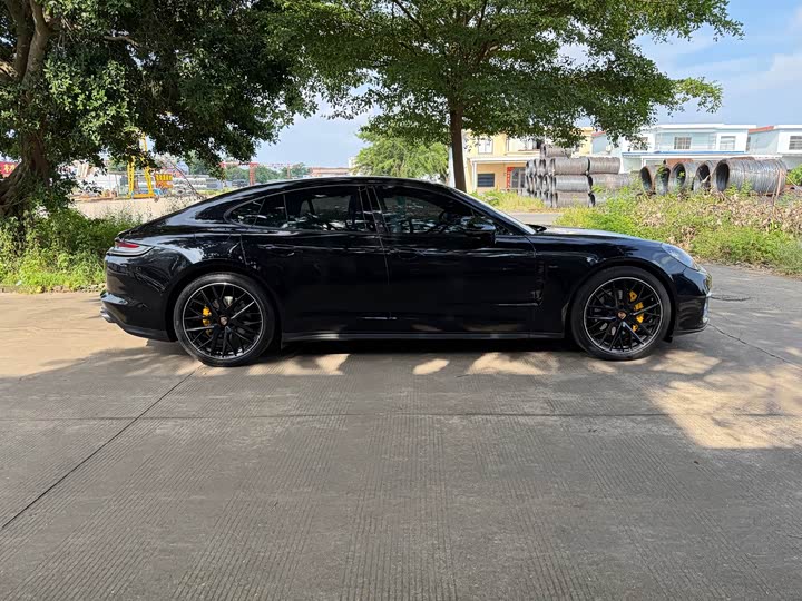 Porsche Panamera, 2022 — фото 2 из 9