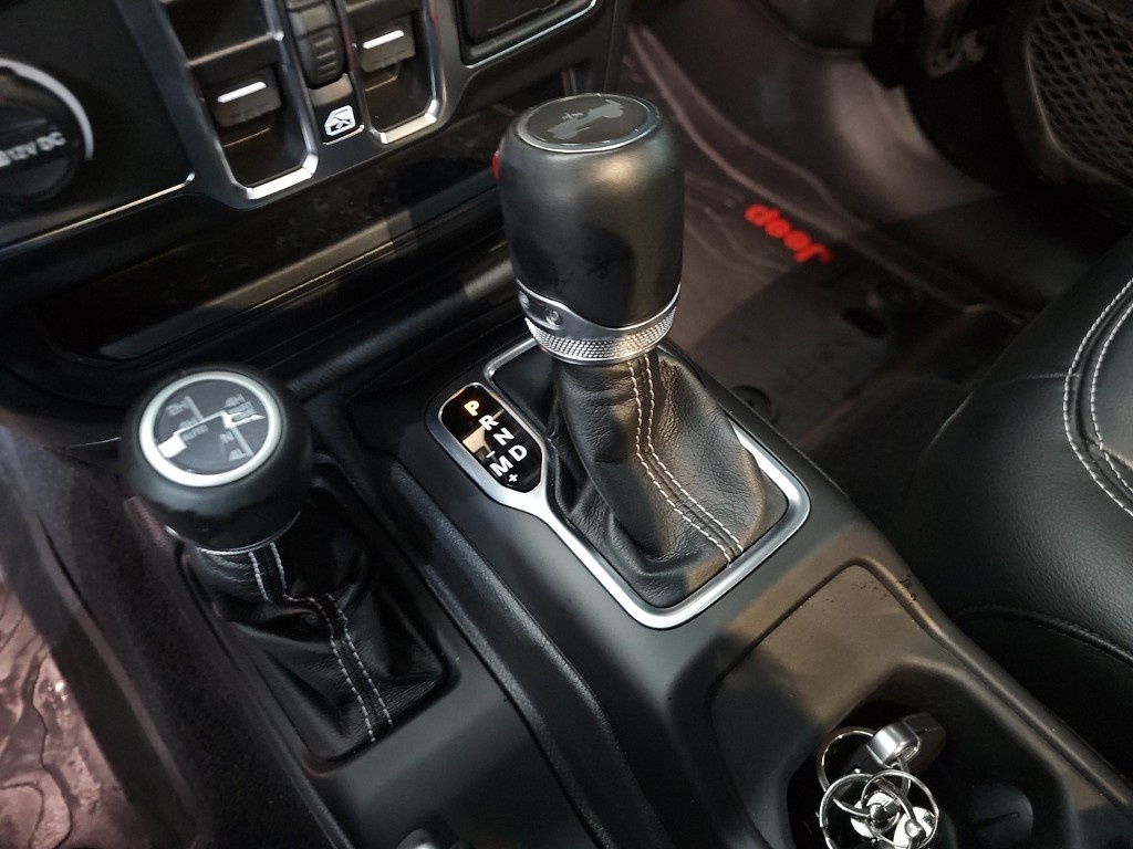 Jeep Wrangler, 2023 — фото 8 из 12
