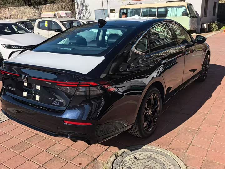 Honda Accord, 2026 — фото 7 из 9